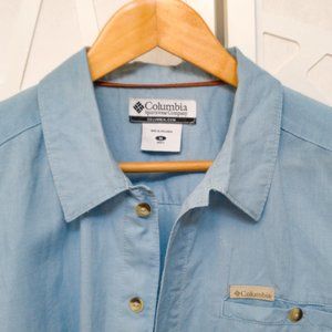 Columbia Chambray Blue Short Sleeve Button Shirt M